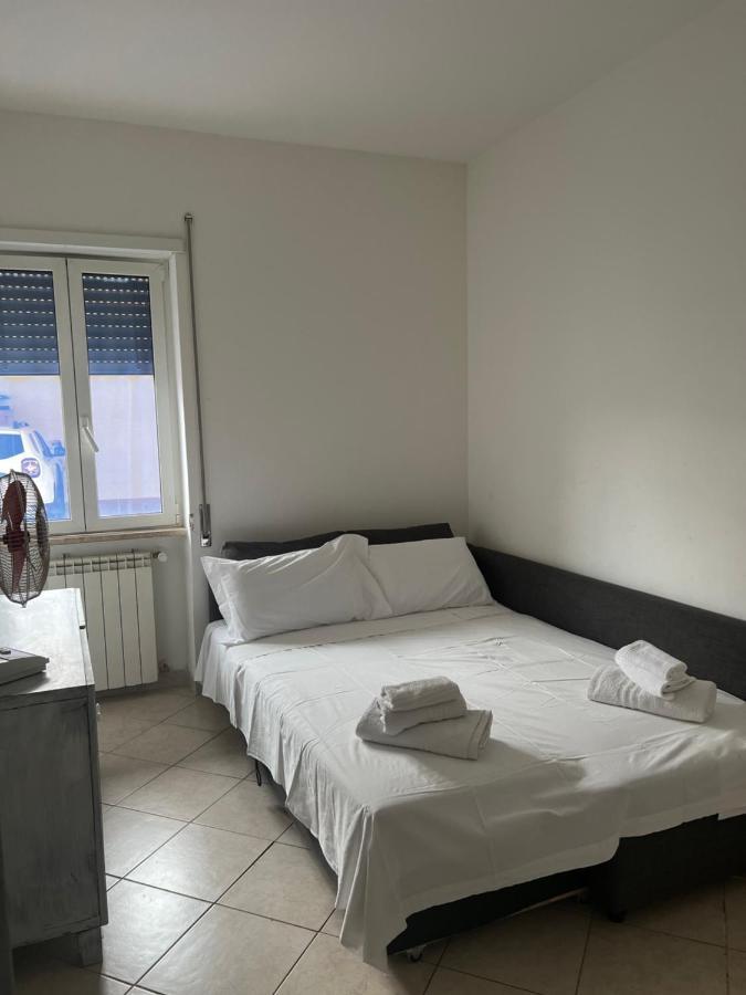 Airport Apartment Alloggio Turistico T&C Fiumicino Exteriér fotografie